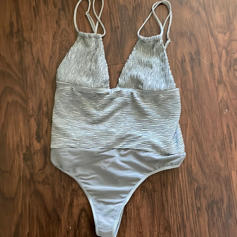 Green/tour quise bodysuit